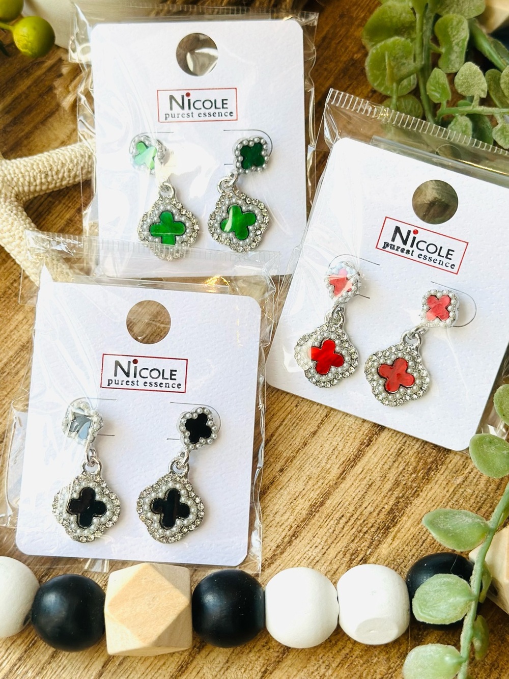 NWT Nicole  Clover Silver tone Dangle Earrings 3 Pairs Black Green Red